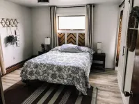 Kennerdell Country Retreat with seasonal inground pool Hotels in Venango County