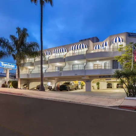 Travelodge by Wyndham San Clemente Beach