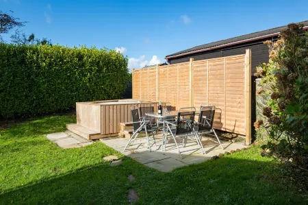 Ty Gwyn - Hot Tub, Parking, Dog Friendly