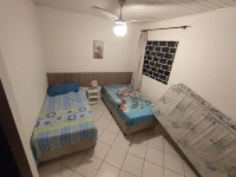 70 meters from the beach and with a sea view, 4.5 km from Morro do Cristo