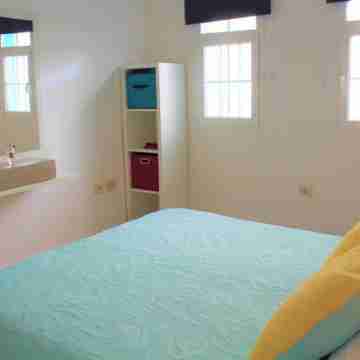 Privilege Bay- Villa Delhi-sea view and natural park view. Beach front location. Rooms