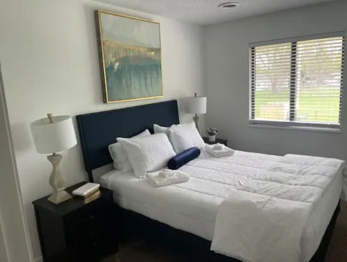 28 North Extended Stay Suites!! pickleball, hot tubs and game room + pool tables