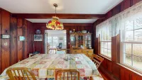 Gorgeous Waterfront Home in the Heart of North Kingstown Hotels in North Kingstown