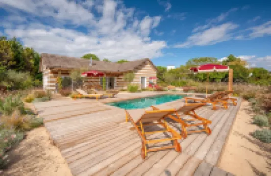 GuestReady - Paraíso à beira-mar com piscina