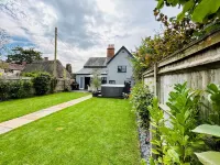 The Foreman's House, Exclusive Adults only Luxury Accommodation, Entire House Hotels in Halstead