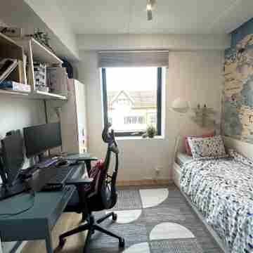 Stylish apartment in a very fun neighborhood- 10’mins to Oslo and Airport Rooms