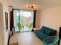 Charming T2 in hotel residence 르 디아멍 호텔