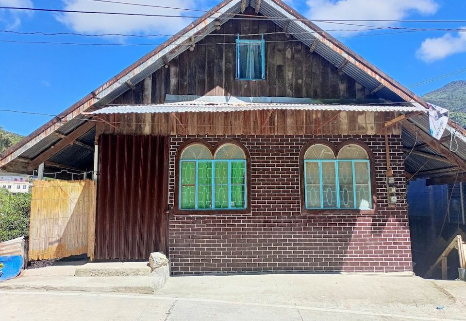 Banaue Transient House Bed and Breakfast - Housity