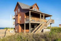 Pet-Friendly Oceanfront 5Br with Hot Tub
