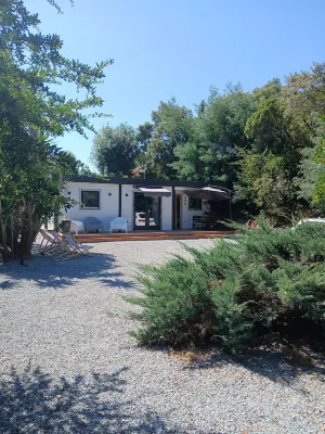 New lodge near the Gulf of St Tropez Hotels in Le Muy