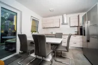 5 minutes to the pool Villa Lara Terme Čatež with 6 Thermal Riviera Tickets Hotels in Brezice