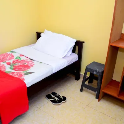 Homes by Ella Hotel a 