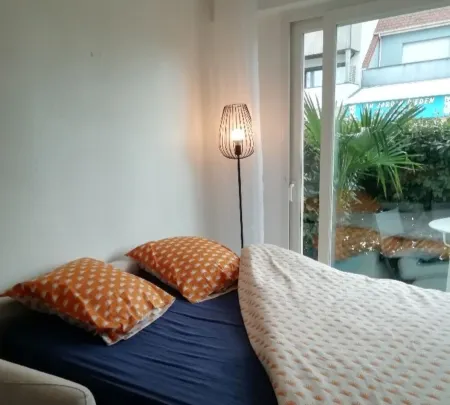 Cosy and bright 150 M from the beach Отели в г. Кюк