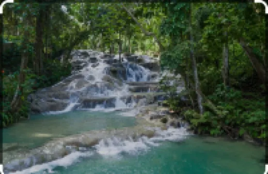 Elegant well equipped 2 bedroom Villa with a breathtaking view of the sea.