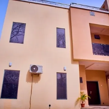 Prima Apartment