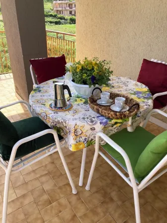 Lovely apartment on the Costa degli Dei, between Pizzo Calabro and Tropea. Отели в г. Бриатико