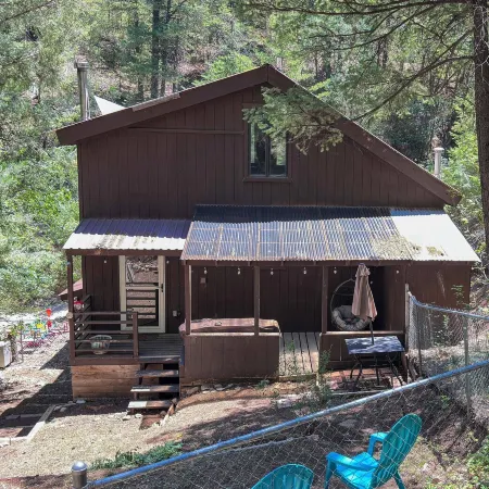 Peaceful Cabin Retreat: Minutes from Cloudcroft!