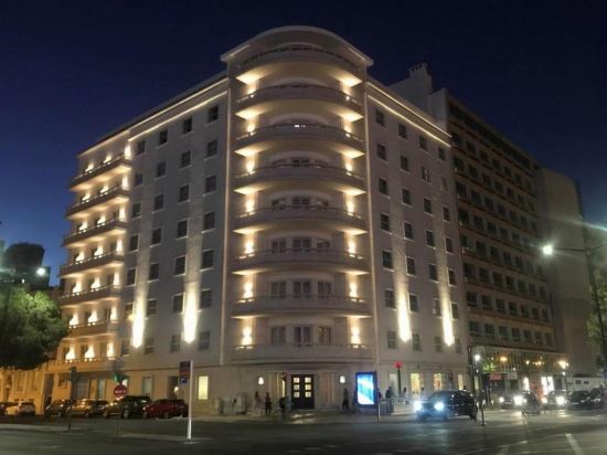 Luzeiros Suites