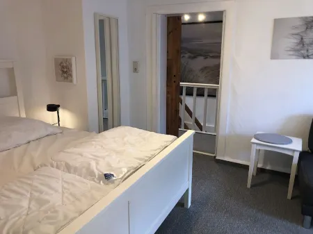 Quiet vacation home in the center of Lübz Mecklenburg Lake District Carport harbor Отели в г. Людвигслуст-Пархим