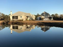 Charming Custom Carriage House on 40 Acres! Only 5 minutes to Beaufort's Bay St.