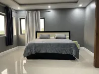 Luxury Penthouse Oasis Hideaway