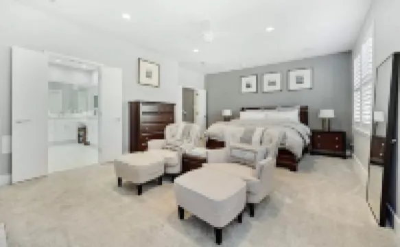 Dallas Townhouse with rooftop