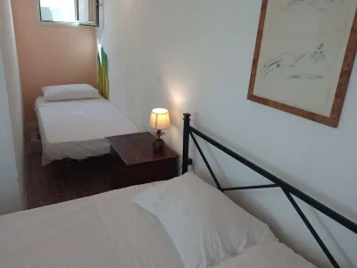 House Located in the historic center of Augusta. Clear water beach at 50 m Piazza Duomo附近的飯店