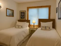 Jay Peak 2BR/2BA Ski-in/Ski-Out V341 Hotels in Jay