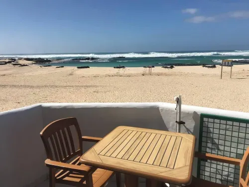 Cozy beachfront apartment with wonderful sunsets Hotels in El Cotillo