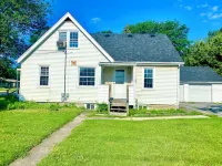 Crown Point 1 Bedroom Stylish Apartment close to the Square/Downtown