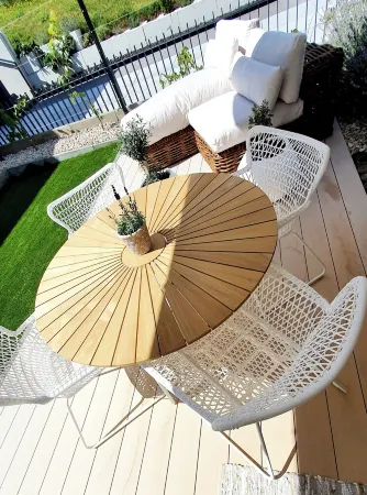 DIE Zeil 5 Ferienwohnung Deluxe im Rheingau - Calm Down Just Relax