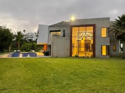 Beautiful, contemporary villa in the mountains of Cabo in a gated community Các khách sạn ở 