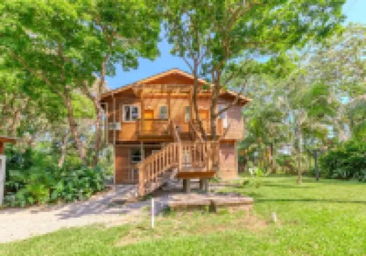 Guava Grove Resort & Villas - Boutique