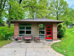 Frank Loyd Wright Inspired Studio