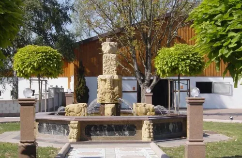 Modern vacation apartment on an idyllic stud farm with pool - pure nature, dogs allowed Hotels in Willstatt