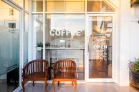 Hotel Hapsari Syariah Hotels in Temon