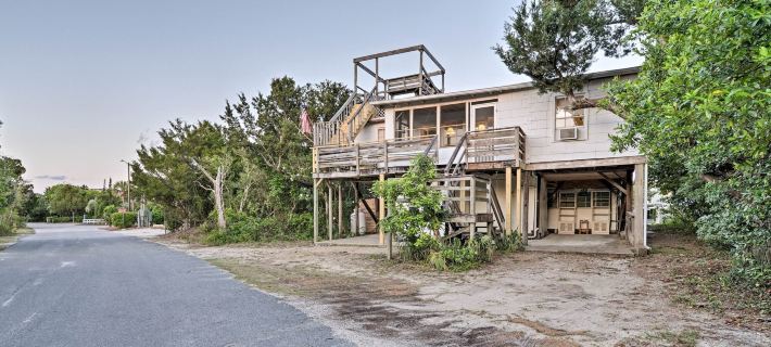 Pawleys Island House, - Steps to Beach and Creek! Ξενοδοχεία στην πόλη Georgetown County