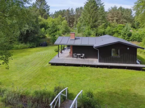 "Skjold" - 600m from the Sea