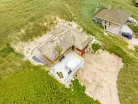"Zora" - 100m from the Sea