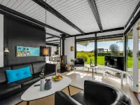 "Sigbrith" - 350m to the Fjord Hotels in Hemmet