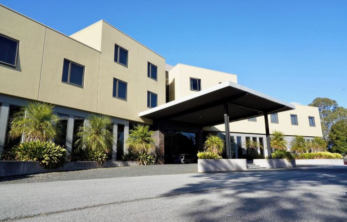 Golden Pebble Hotel