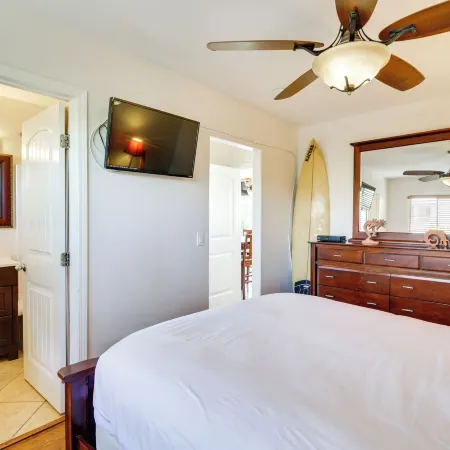 Tropical Oceanside Home w/ Deck, Walk to Beach
