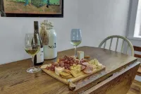 New! Luxurious Home with Wine Cellar & Firepit!