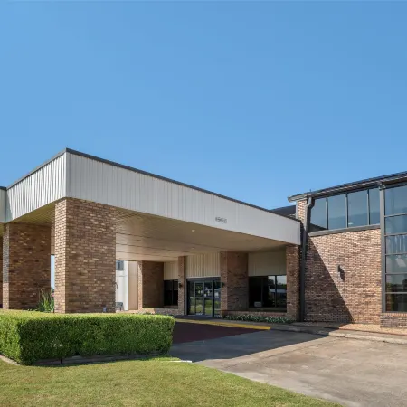 SureStay Plus Hotel by Best Western Greenwood