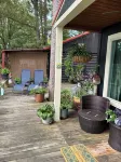 湖畔小木屋!