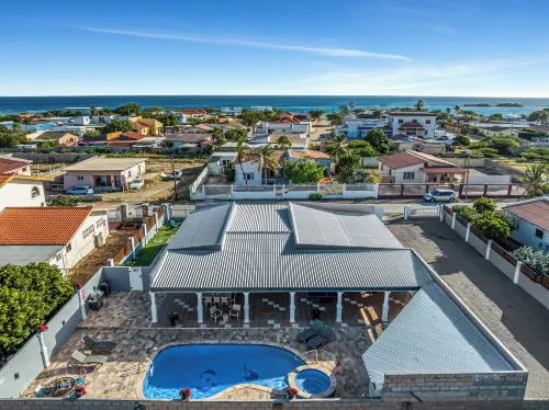 스코빌로스트라트 27 Pos Chiquito 호텔