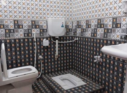 Cosy inn Near Millennium Mall