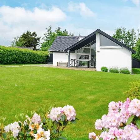 4 Star Holiday Home in Struer Отели в г. Струер