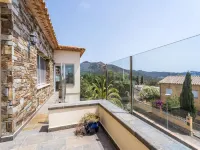 Apartment in Roses with Private Pool & Garden