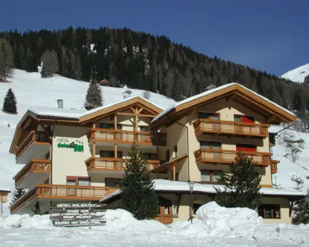 Hotel Dolomites Inn Hotels in Canazei